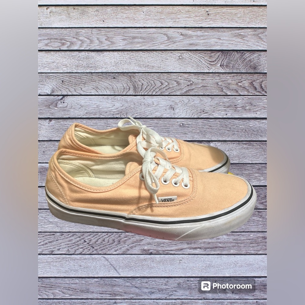 Vans Authentic Bleached Apricot True White Ankle-High Canvas Skateboarding Shoe